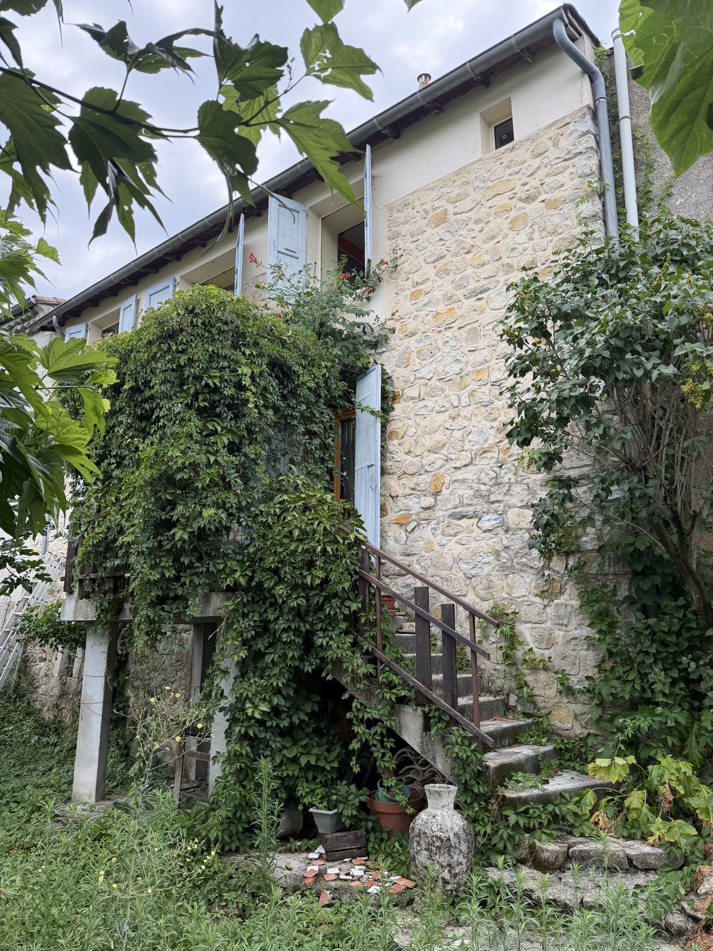 Maison Villeneuve-de-Berg 185000€