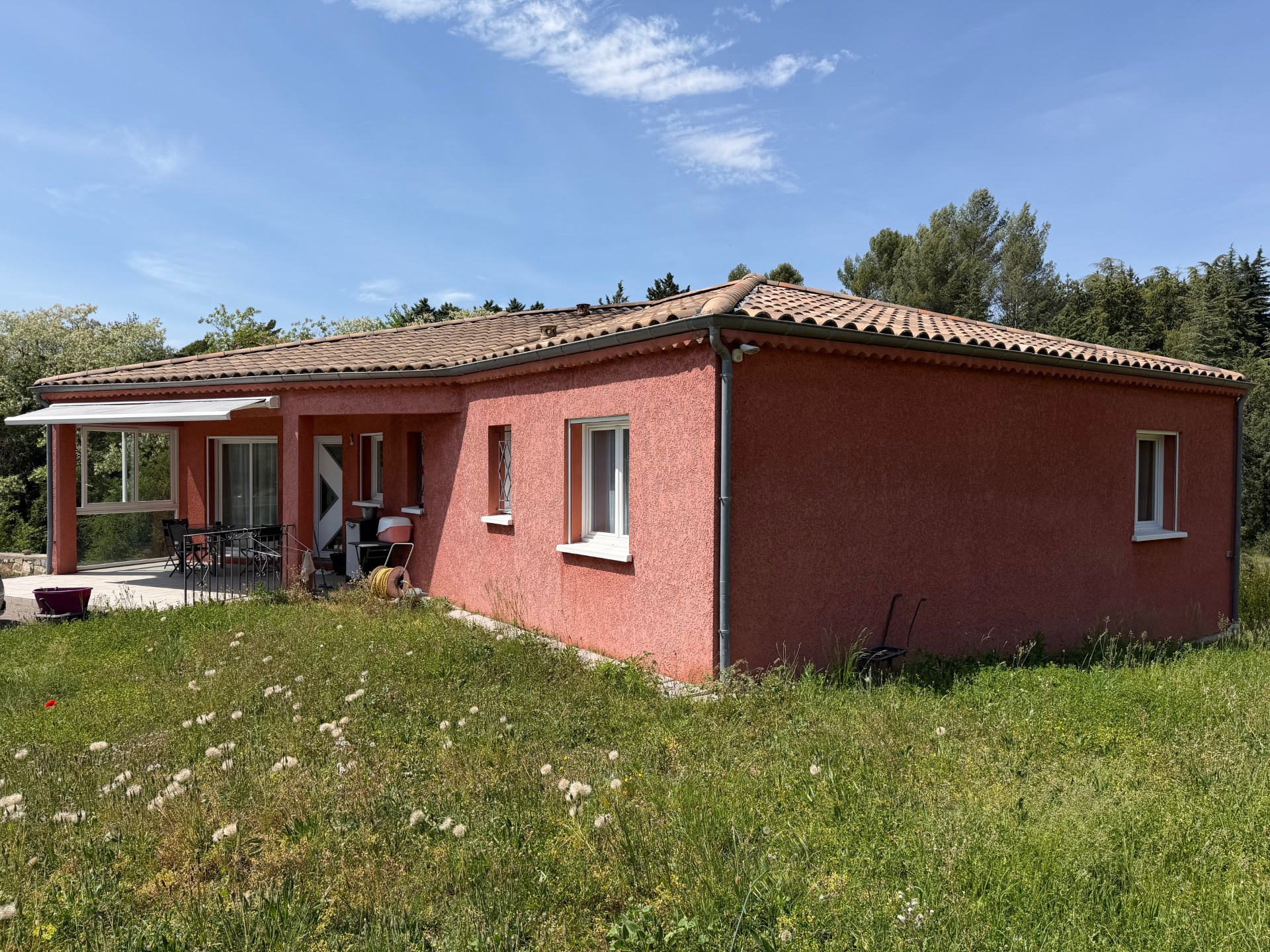 Maison Villeneuve-de-Berg 330000€
