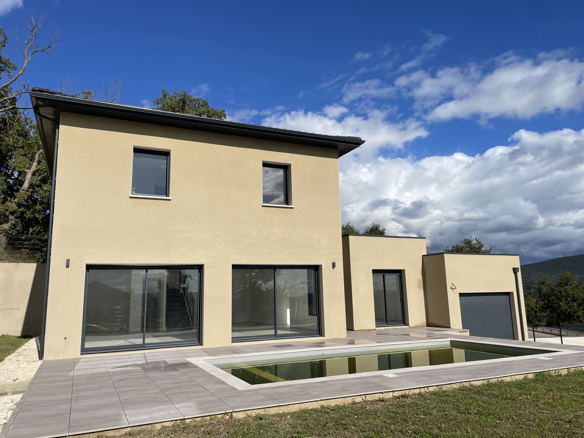 Maison Rochemaure 435000€